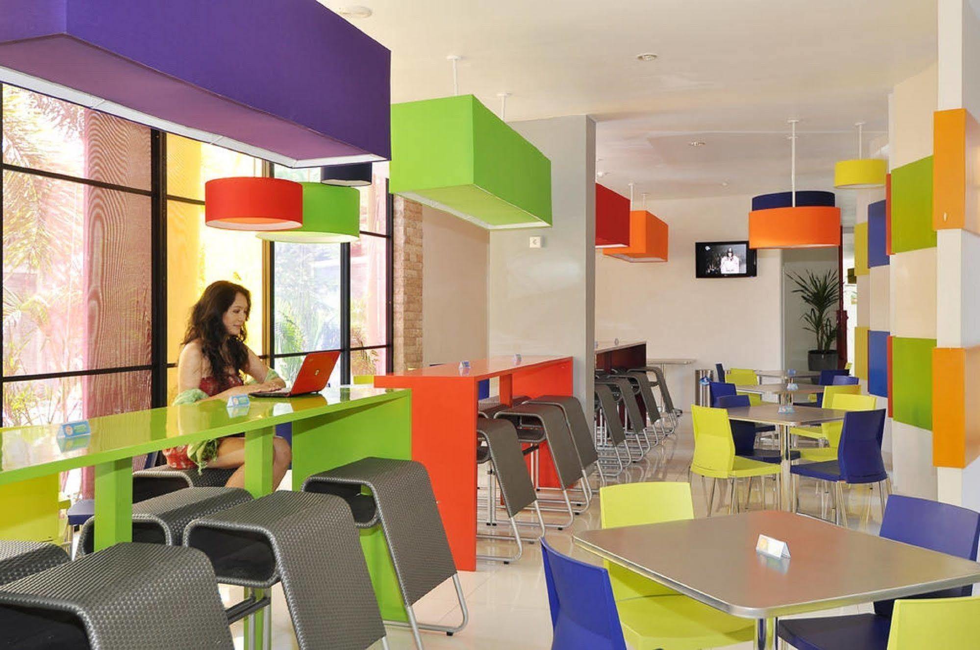 Pop! Hotel Teuku Umar Denpasar Dış mekan fotoğraf